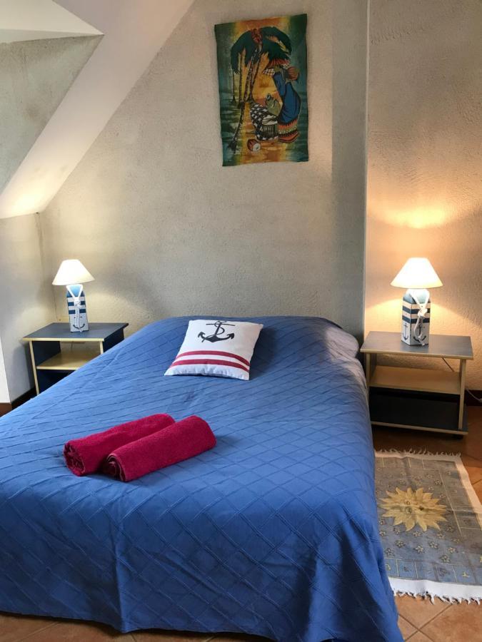 Domaine Du Lesty Panzió Ambon Kültér fotó